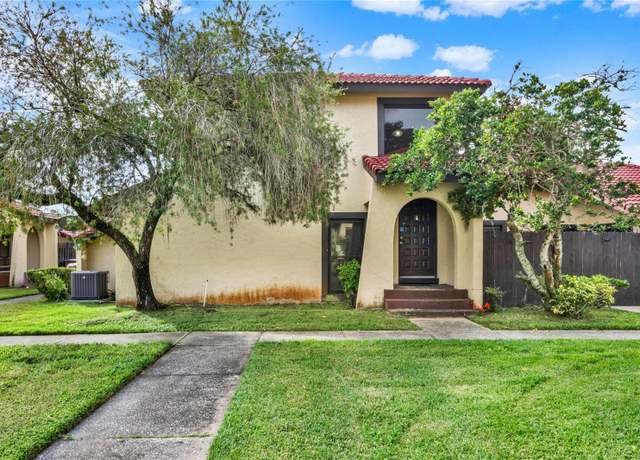 Property at 451 Hunter Cir, Kissimmee, FL 34758, 3 beds, 2.5 baths