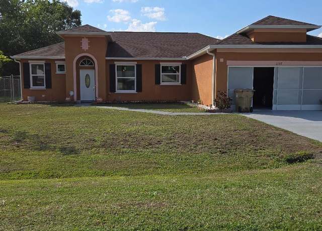 Property at 1107 Dartford Dr, Kissimmee, FL 34758, 3 beds, 2 baths