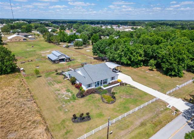 Property at 9004 Selph Rd, Lakeland, FL 33810, 3 beds, 2 baths