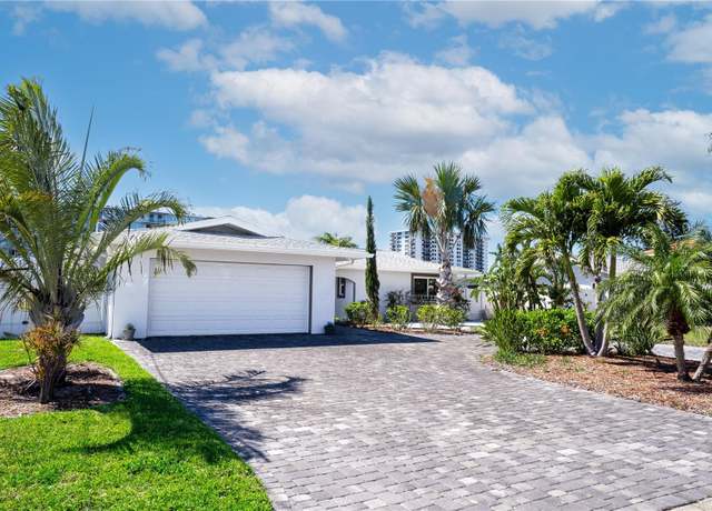 Property at 218 Leeward Is, Clearwater Beach, FL 33767, 3 beds, 2.5 baths