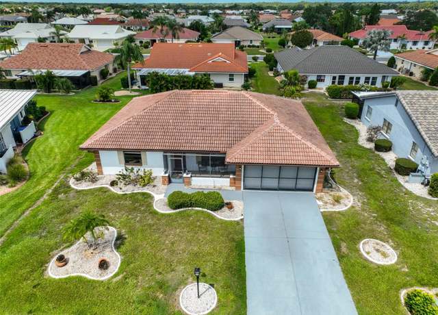 Property at 1814 Granville Ln, Sun City Center, FL 33573, 2 beds, 2 baths