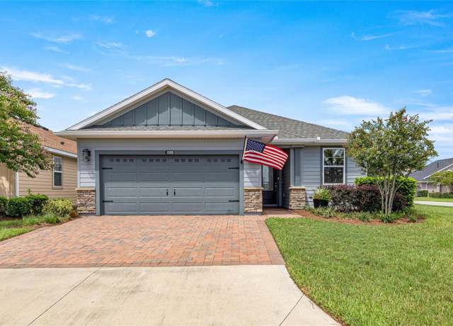Property at 5505 NW 40th Loop, Ocala, FL 34482, 2 beds, 2 baths