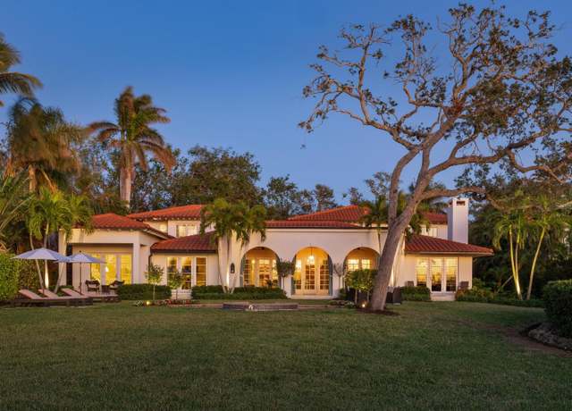 Property at 3930 Red Rock Way, Sarasota, FL 34231, 5 beds, 6.5 baths