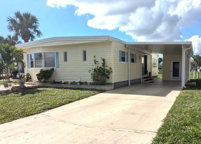 Property at 2100 Kings Hwy #116, Port Charlotte, FL 33980, 2 beds, 2 baths