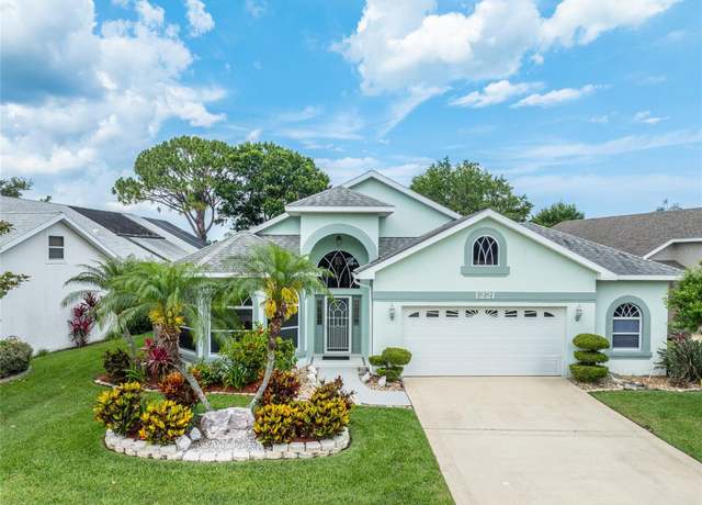 Property at 1221 Siesta Key Cir, Port Orange, FL 32128, 3 beds, 2.5 baths