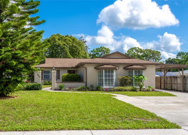Property at 313 E Hillcrest St, Altamonte Springs, FL 32701, 4 beds, 2 baths