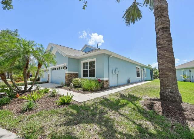 Property at 7413 Surrey Wood Ln, Apollo Beach, FL 33572, 3 beds, 2 baths