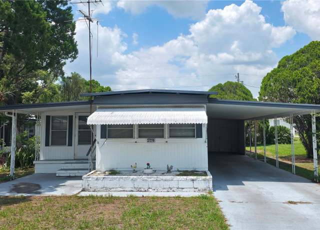Property at 37229 Lois Ave, Zephyrhills, FL 33542, 2 beds, 1.5 baths