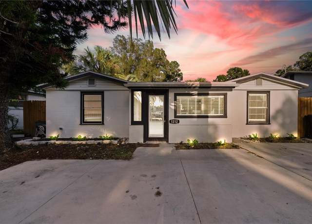 Property at 1212 59th St S, Gulfport, FL 33707, 3 beds, 2 baths