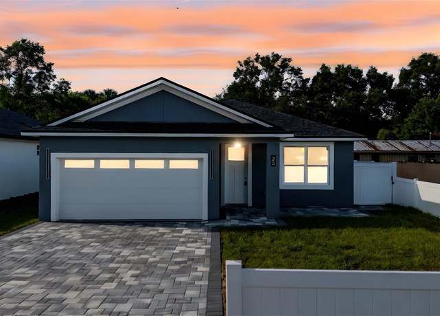 Property at 63 W 10th St, Apopka, FL 32703, 4 beds, 2.5 baths
