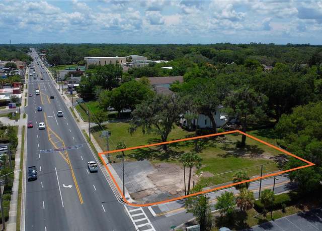 Property at 942 E Silver Springs Blvd, Ocala, FL 34470