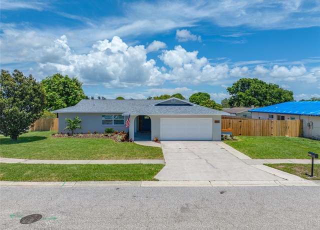Property at 12879 112th St, Largo, FL 33778, 3 beds, 2 baths