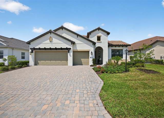 Property at 13513 Deep Blue Pl, Bradenton, FL 34211, 4 beds, 3 baths