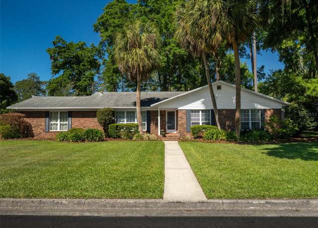 Property at 2110 NW 20th Ter, Gainesville, FL 32605, 4 beds, 2.5 baths