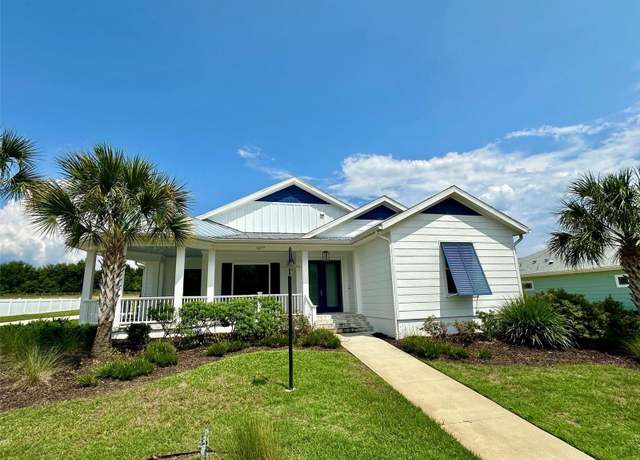 Property at 1077 Sugar Loaf Key Loop, Lady Lake, FL 32159, 3 beds, 2 baths