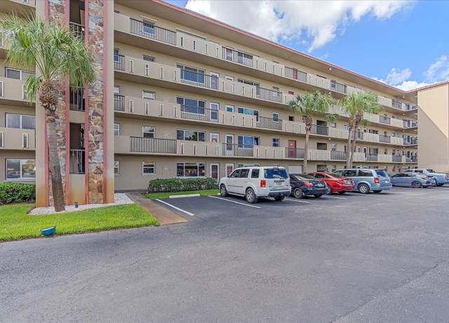Property at 4460 Ironwood Cir Unit 403A, Bradenton, FL 34209, 2 beds, 1 bath