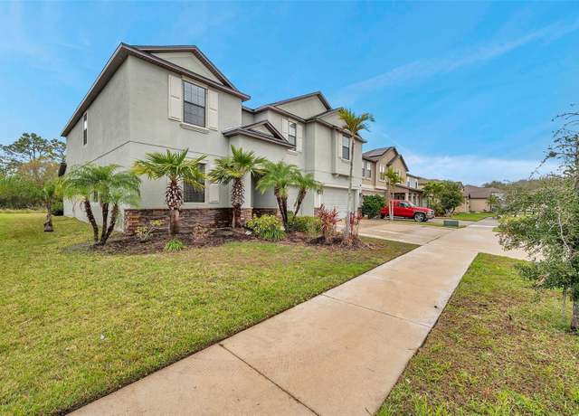 Property at 5045 Ivory Stone Dr, Wimauma, FL 33598, 7 beds, 4 baths