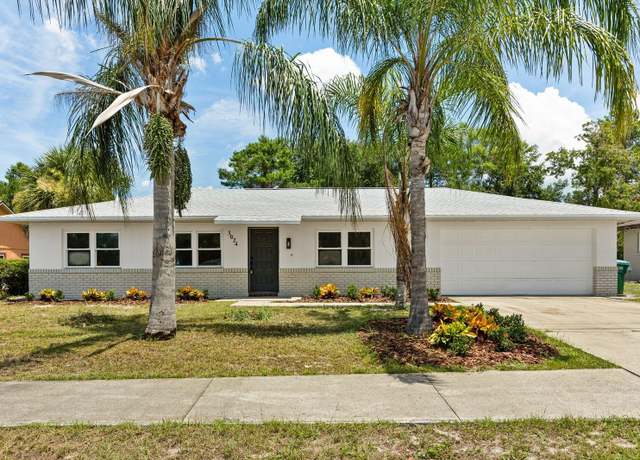 Property at 3024 India Blvd, Deltona, FL 32738, 3 beds, 2 baths