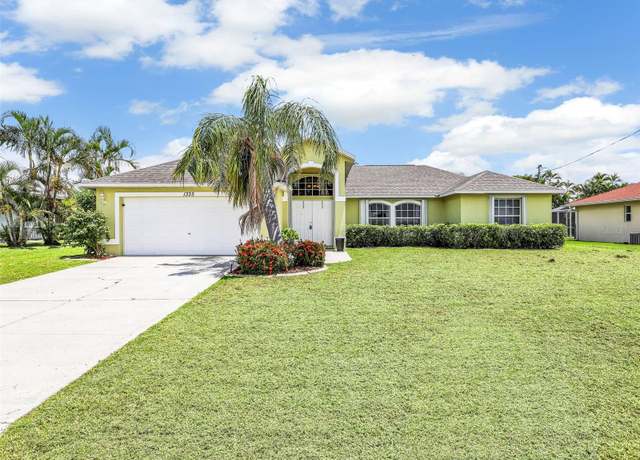 Property at 1335 SE 12th St, Cape Coral, FL 33990, 3 beds, 2 baths