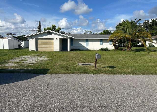 Property at 3485 Roslyn Rd, Venice, FL 34293, 2 beds, 2 baths