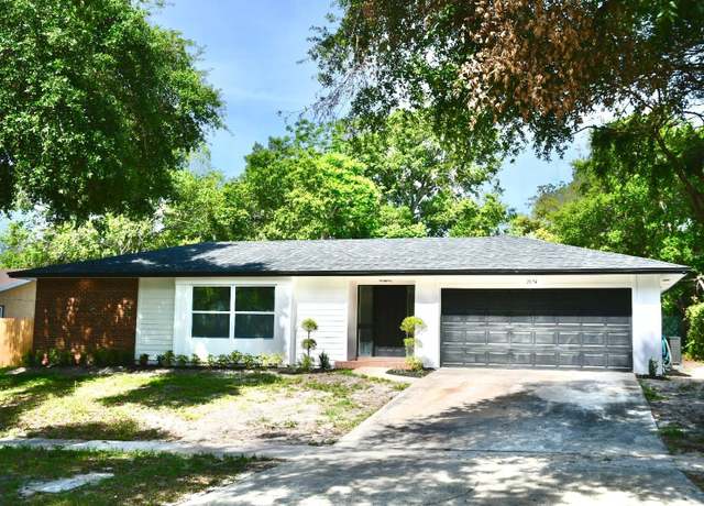 Property at 2074 Dunsford Dr, Orlando, FL 32808, 5 beds, 2 baths