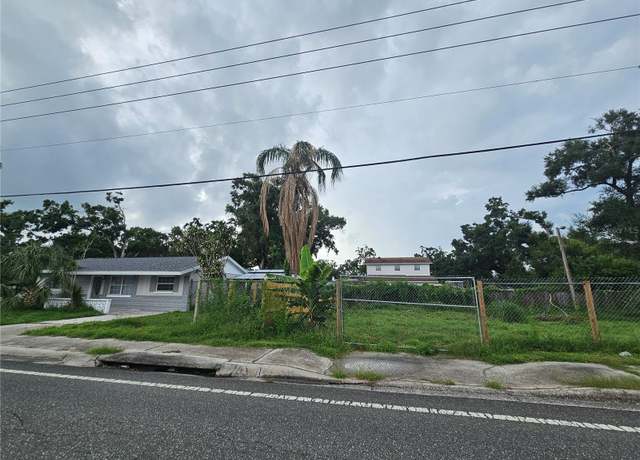 Property at 7001 60th St N, Pinellas Park, FL 33781, 3 beds, 2 baths