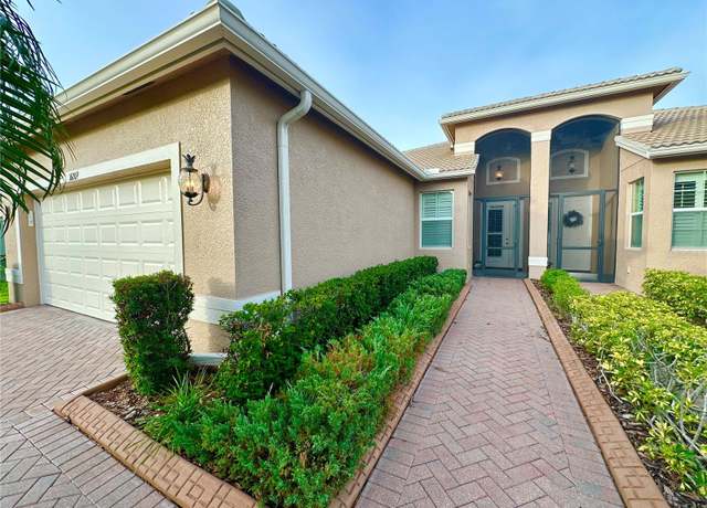 Property at 16209 Amethyst Key Dr, Wimauma, FL 33598, 2 beds, 2 baths