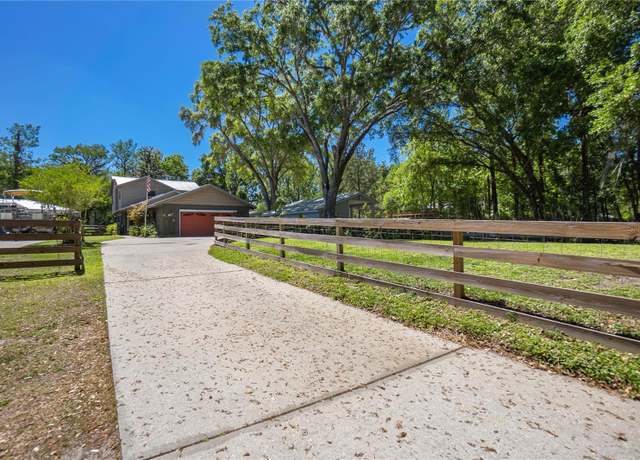 Property at 28330 Peterson Camp Rd, Brooksville, FL 34601, 3 beds, 2 baths