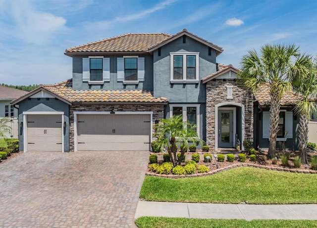 Property at 29043 Picana Ln, Wesley Chapel, FL 33543, 4 beds, 3.5 baths