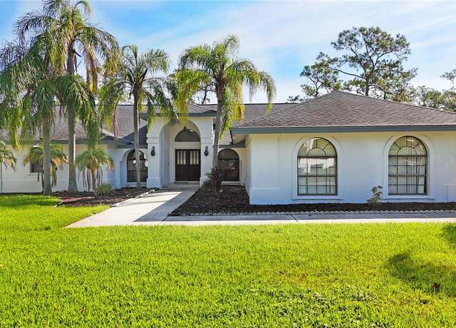 Property at 2846 Hammock Dr, Plant City, FL 33566, 5 beds, 3 baths