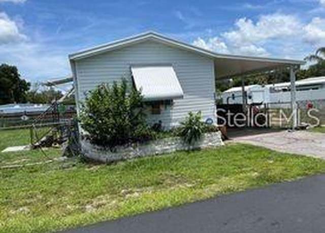 Property at 39047 Hillcrest Dr, Zephyrhills, FL 33542, 2 beds, 2 baths