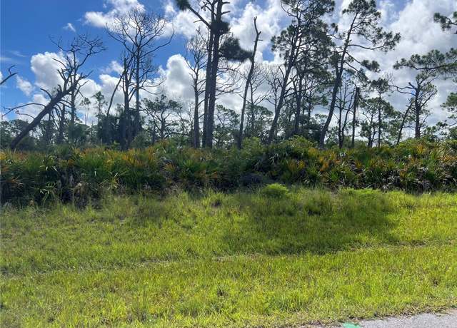 Property at 140 Flower Rd, Rotonda West, FL 33947