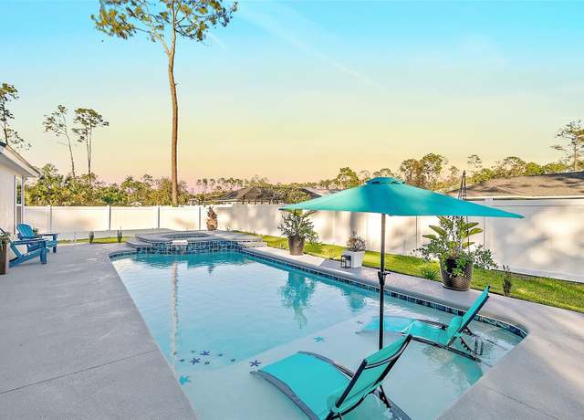 Property at 14 Rybark Ln, Palm Coast, FL 32164, 3 beds, 3 baths