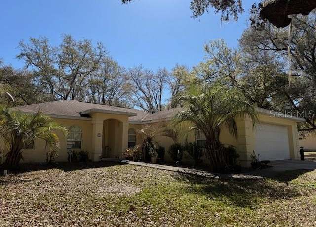 Property at 10111 SW 136th Ave, Dunnellon, FL 34432, 3 beds, 2 baths