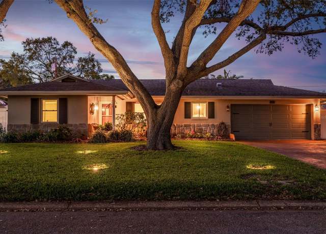 Property at 13481 100th Ave, Seminole, FL 33776, 3 beds, 2 baths