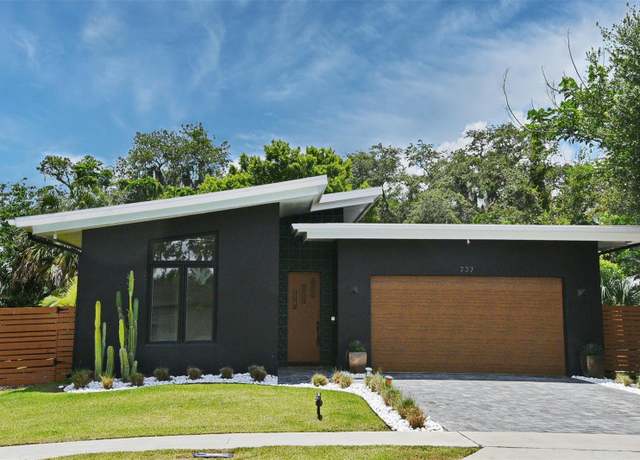 Property at 737 N Capen Ave, Winter Park, FL 32789, 3 beds, 2 baths