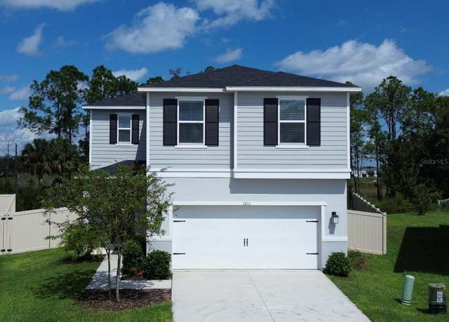 Property at 1011 Overlook Ct, Davenport, FL 33837, 4 beds, 2.5 baths