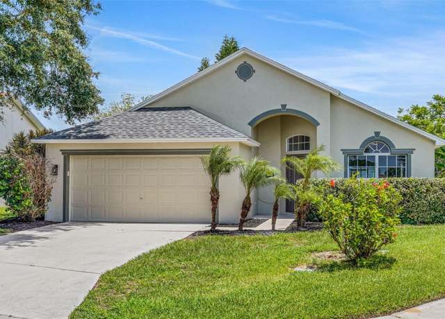 Property at 529 Terranova Cir, Winter Haven, FL 33884, 3 beds, 2 baths