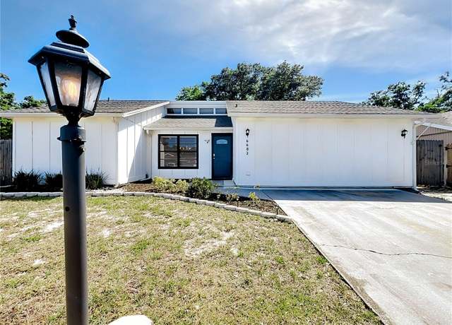 Property at 6682 Mauna Loa Blvd, Sarasota, FL 34241, 3 beds, 3 baths