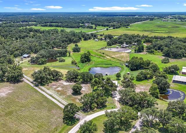 Property at 16021 Winburn Dr S, Sarasota, FL 34240, 3 beds, 2 baths