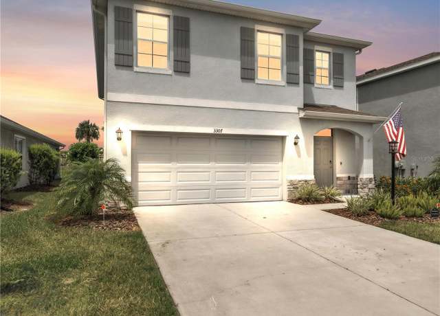 Property at 3307 Hilltop Cir, Bradenton, FL 34211, 5 beds, 3 baths