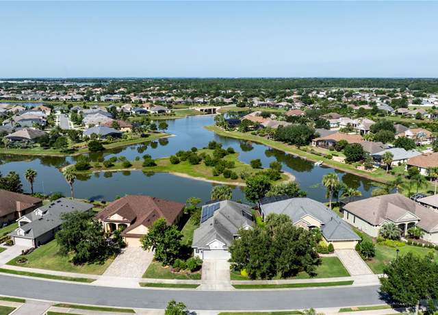 Property at 7873 Crosswinds Way, Mount Dora, FL 32757, 2 beds, 2 baths