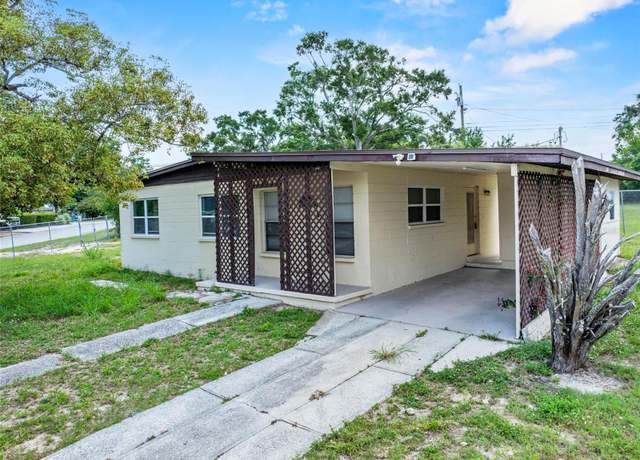 Property at 1330 Lakeview Rd, Lake Wales, FL 33853, 3 beds, 2 baths