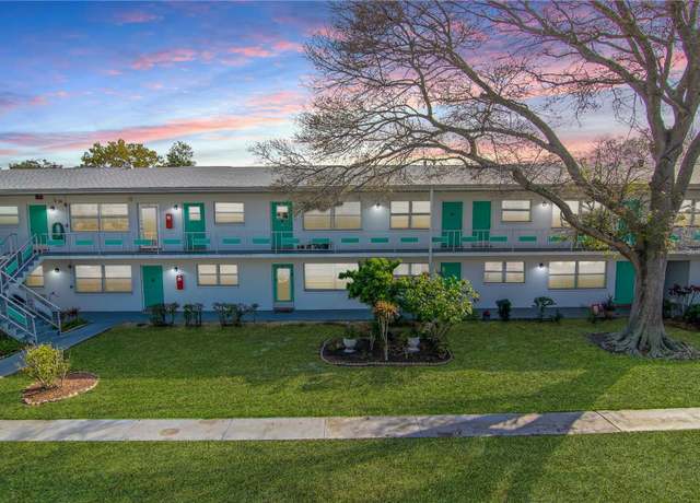 Property at 5850 21st St N #12, St Petersburg, FL 33714, 1 bed, 1 bath