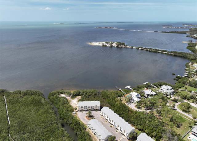 Property at 1500 Sunset Rd Unit C7, Tarpon Springs, FL 34689, 2 beds, 1.5 baths