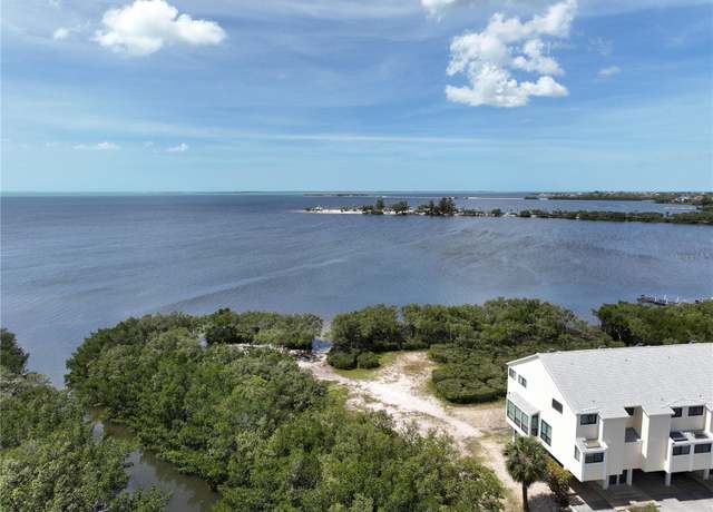 Property at 1500 Sunset Rd Unit C7, Tarpon Springs, FL 34689, 2 beds, 1.5 baths