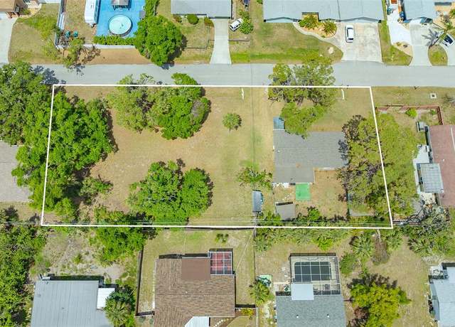 Property at 275 Burke Rd, Venice, FL 34293, 2 beds, 1 bath
