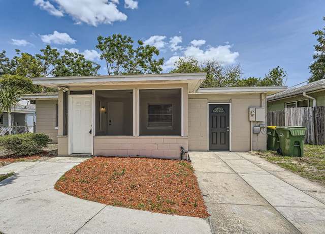 Property at 108 N Truett St, Leesburg, FL 34748, 4 beds, 1 bath