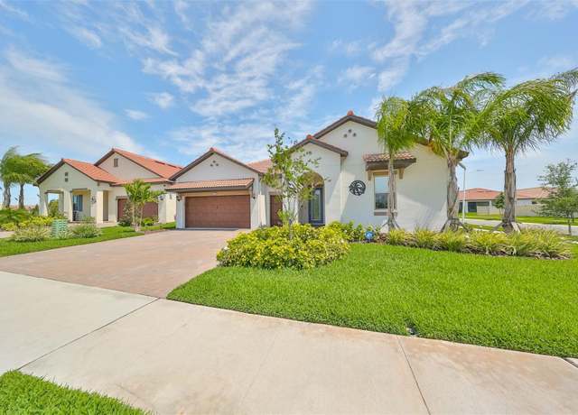 Property at 17152 Scuba Crest St, Wimauma, FL 33598, 3 beds, 2.5 baths