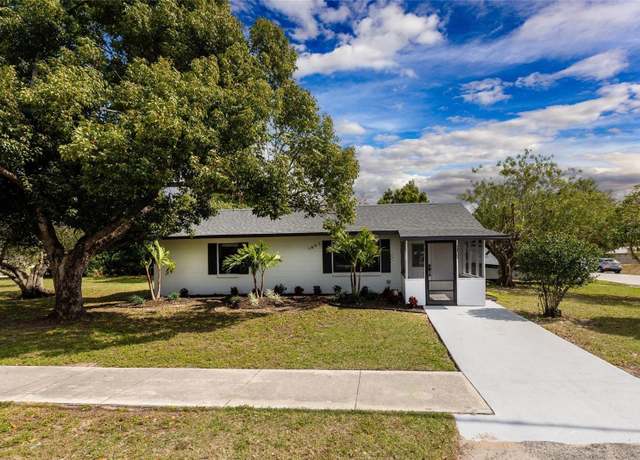 Property at 1403 Cummings Ave, Avon Park, FL 33825, 2 beds, 1 bath
